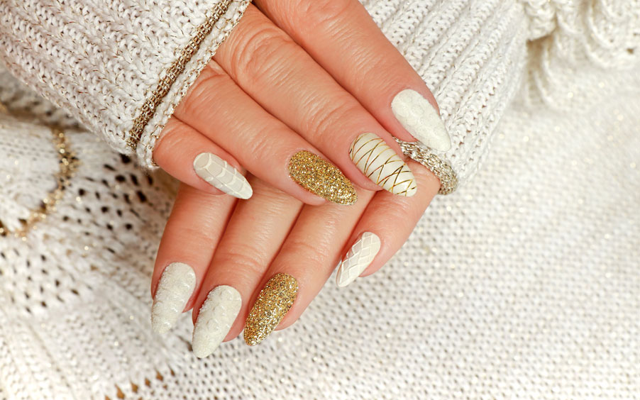 5 Top Winter Nail Trends to Try in 2022